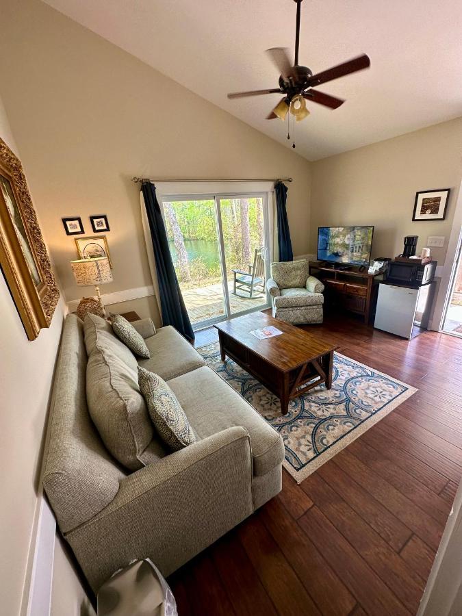 Hotel Cape Fear Vineyard And Winery Elizabethtown Exterior foto