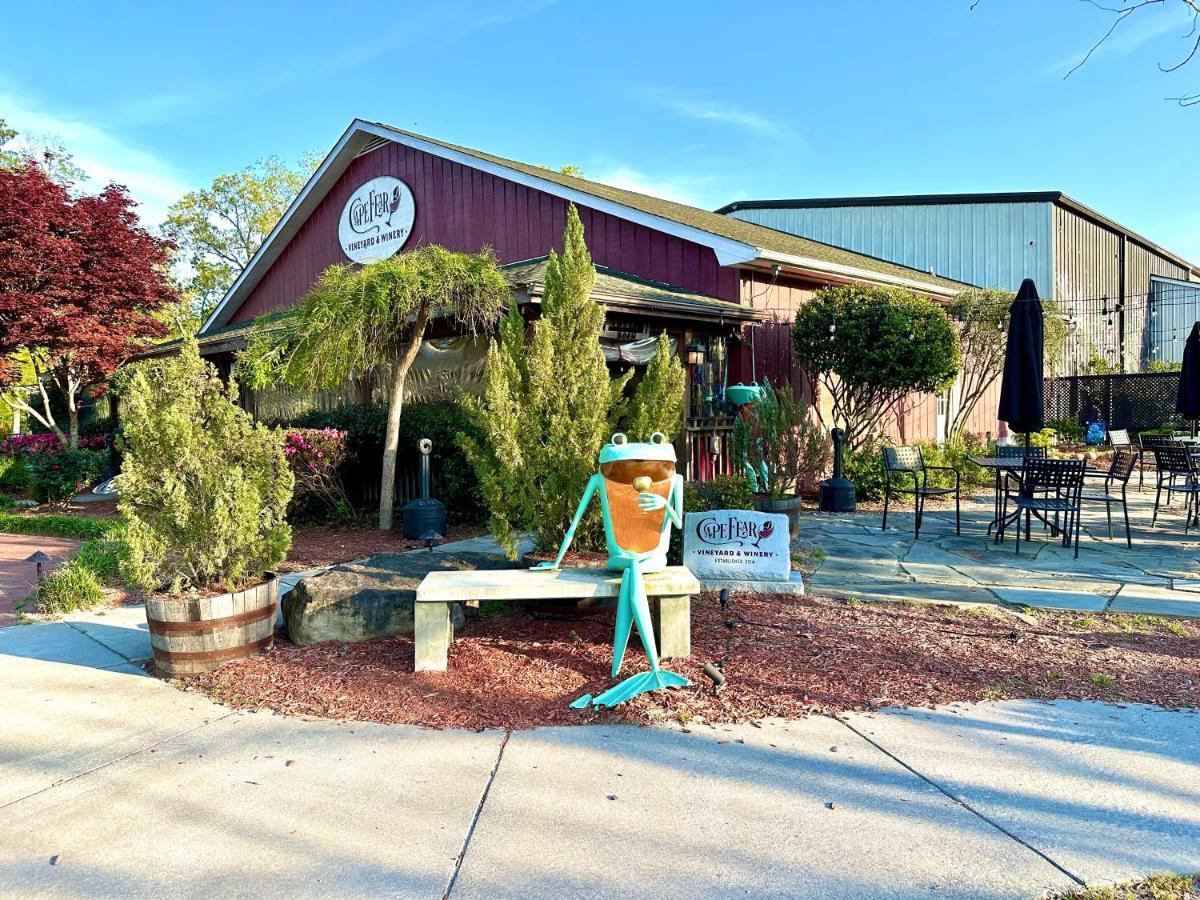 Hotel Cape Fear Vineyard And Winery Elizabethtown Exterior foto